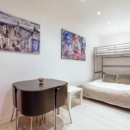 11 - Design Champs-elysees Apartment *